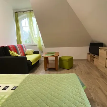 ホームステイ Przystan