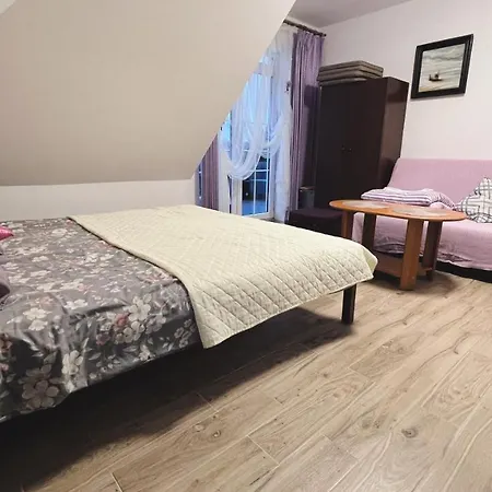 ホームステイ Przystan